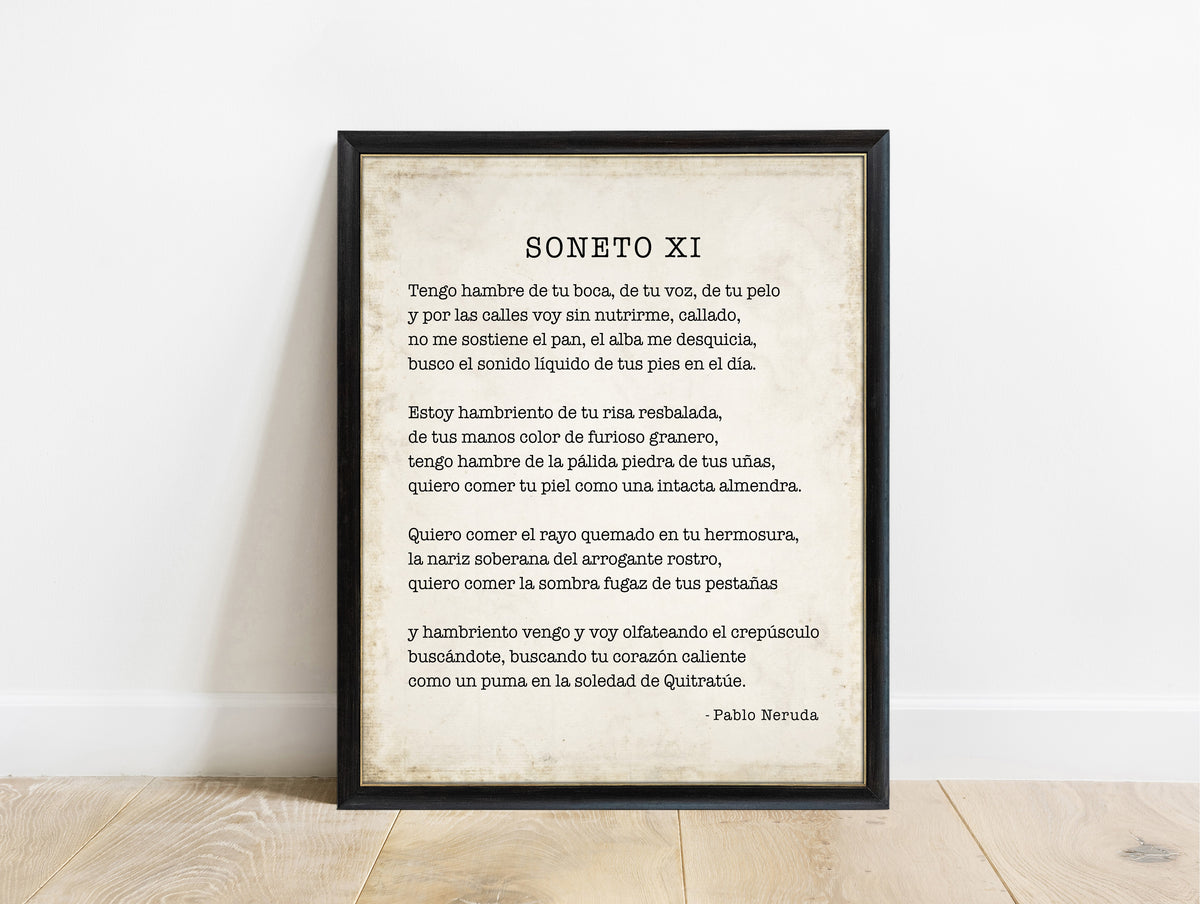 Pablo Neruda Soneto XI Spanish poem print in a black frame, vintage background