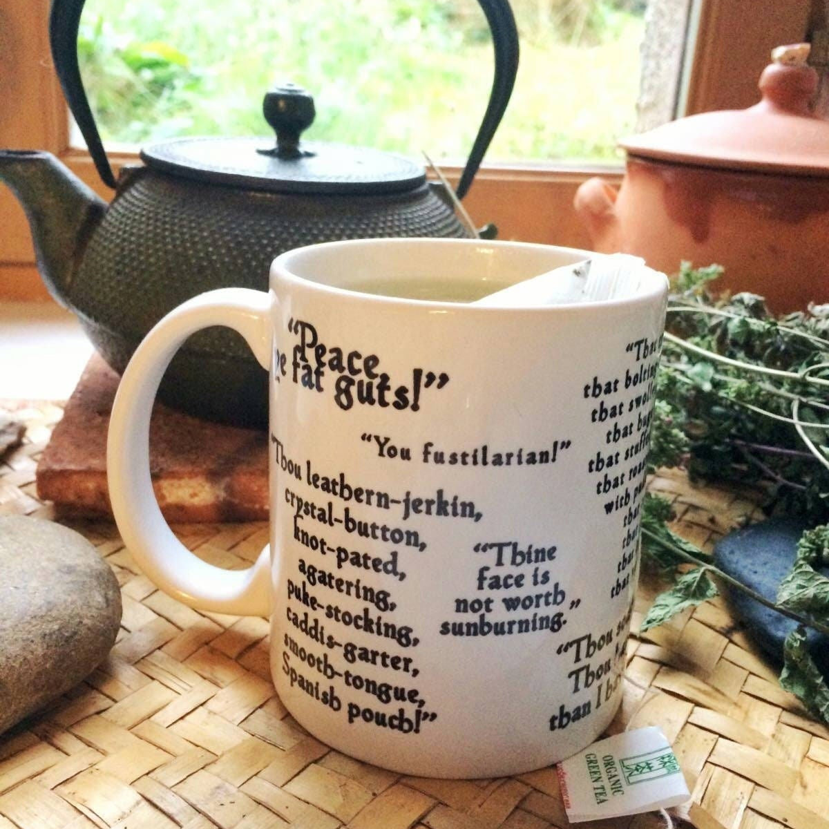 Shakespeare Insults Mug – Funny Literary Gift for Book Lovers, Theatre Fans