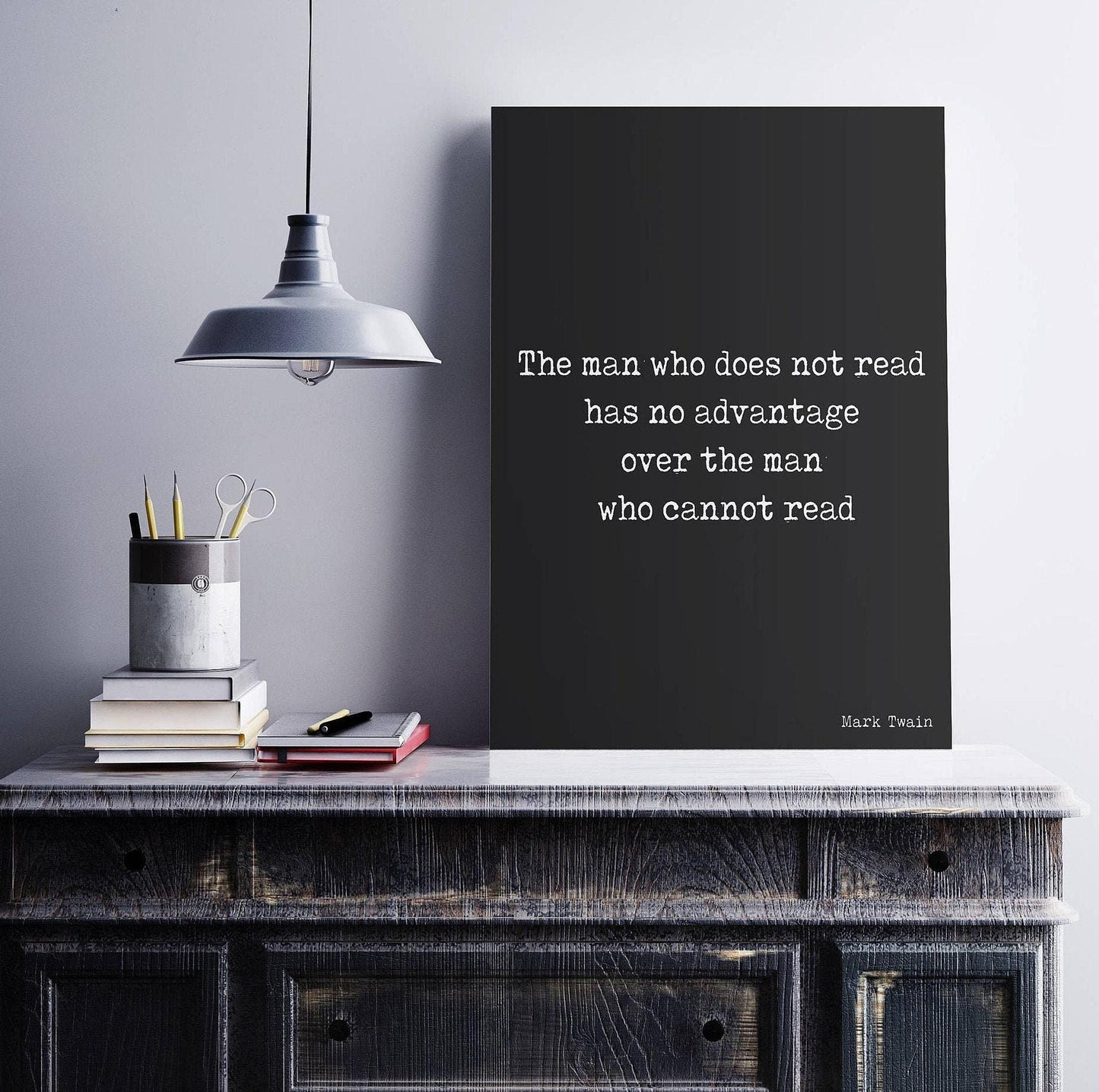 Mark Twain Reading Quote Print The Man Who Does Not Read Literary Wall Art Typewriter Style Black Or White Background Gift For Book Lovers